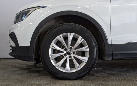 Volkswagen Tiguan II, 2021 год, 1 870 000 рублей, 17 фотография
