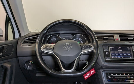 Volkswagen Tiguan II, 2021 год, 1 870 000 рублей, 20 фотография