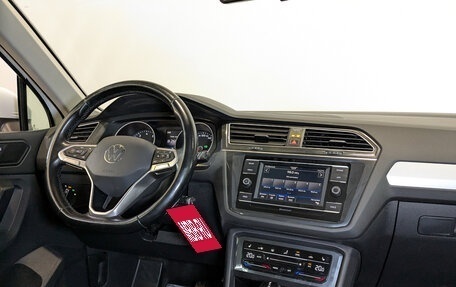 Volkswagen Tiguan II, 2021 год, 1 870 000 рублей, 24 фотография