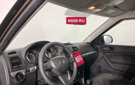 Skoda Yeti I рестайлинг, 2015 год, 1 159 000 рублей, 8 фотография