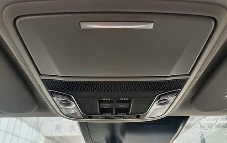 Honda CR-V IV, 2021 год, 1 810 000 рублей, 8 фотография