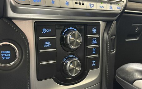 Toyota Land Cruiser Prado 150 рестайлинг 2, 2020 год, 6 759 000 рублей, 15 фотография