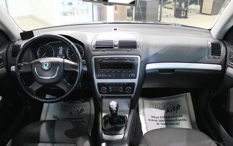 Skoda Octavia, 2010 год, 590 000 рублей, 10 фотография