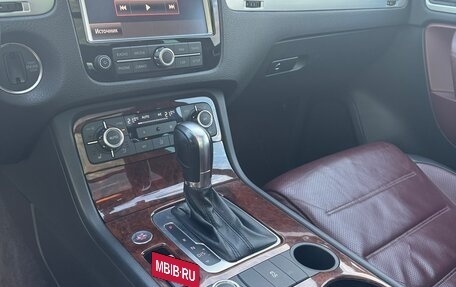 Volkswagen Touareg III, 2013 год, 1 990 000 рублей, 8 фотография