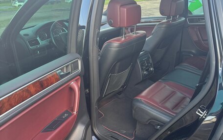 Volkswagen Touareg III, 2013 год, 1 990 000 рублей, 11 фотография