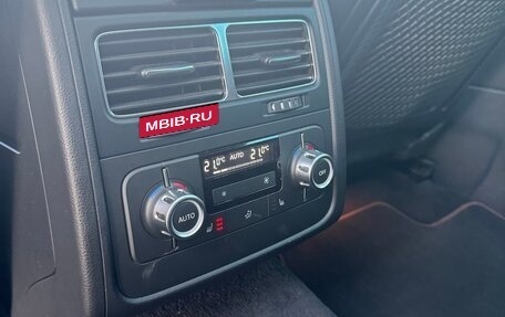 Volkswagen Touareg III, 2013 год, 1 990 000 рублей, 9 фотография