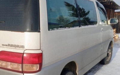 Toyota Regius, 2002 год, 700 000 рублей, 1 фотография