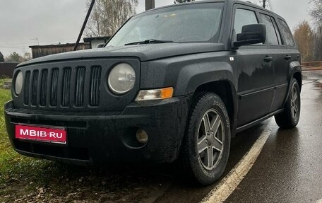 Jeep Liberty (Patriot), 2008 год, 720 000 рублей, 1 фотография