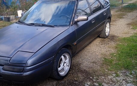Mazda 323, 1989 год, 260 000 рублей, 1 фотография