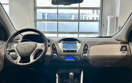 Hyundai ix35 I рестайлинг, 2010 год, 1 099 000 рублей, 15 фотография