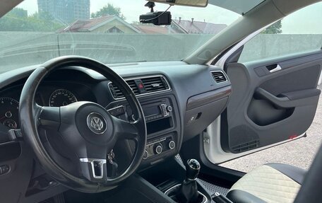 Volkswagen Jetta VI, 2012 год, 754 000 рублей, 5 фотография