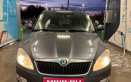 Skoda Fabia II, 2011 год, 649 000 рублей, 4 фотография