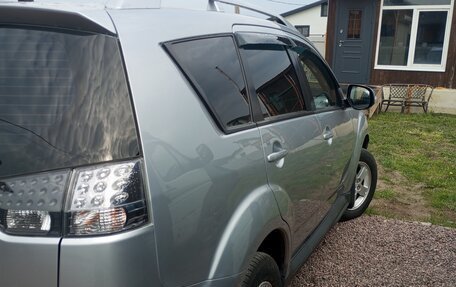 Mitsubishi Outlander III рестайлинг 3, 2010 год, 1 700 000 рублей, 5 фотография