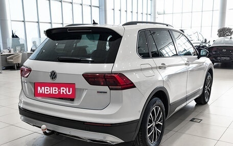Volkswagen Tiguan II, 2019 год, 2 290 000 рублей, 6 фотография