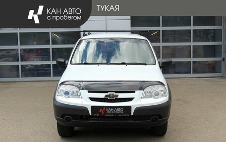 Chevrolet Niva I рестайлинг, 2015 год, 735 200 рублей, 3 фотография