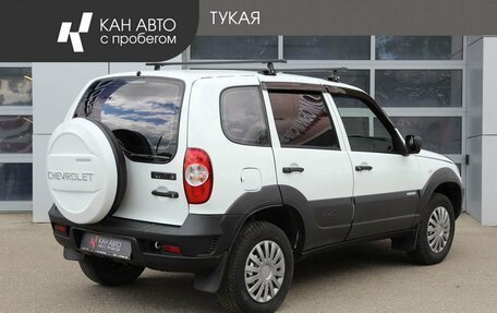 Chevrolet Niva I рестайлинг, 2015 год, 735 200 рублей, 2 фотография