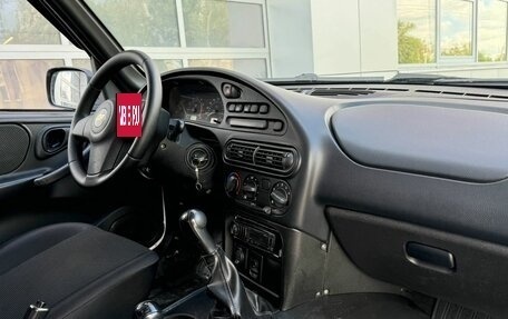 Chevrolet Niva I рестайлинг, 2015 год, 735 200 рублей, 6 фотография