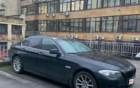 BMW 5 серия, 2012 год, 1 600 000 рублей, 3 фотография