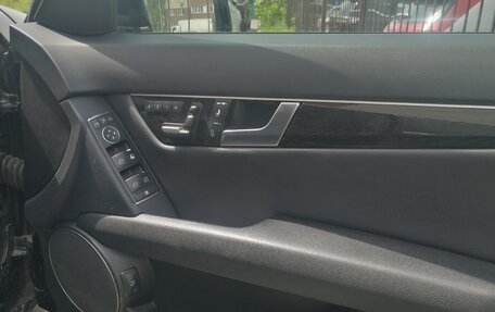 Mercedes-Benz C-Класс, 2013 год, 1 620 000 рублей, 22 фотография