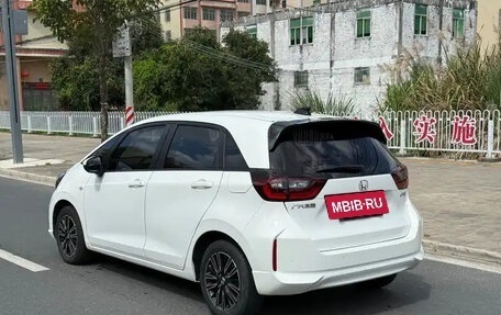 Honda Fit, 2021 год, 1 340 000 рублей, 4 фотография