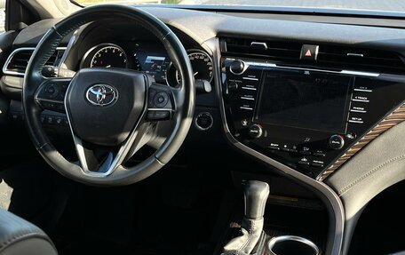 Toyota Camry, 2019 год, 3 030 000 рублей, 23 фотография