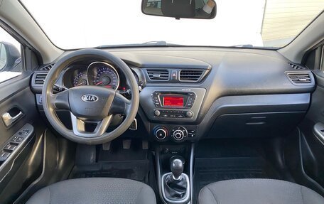 KIA Rio III рестайлинг, 2013 год, 865 000 рублей, 16 фотография