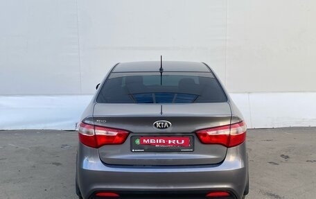 KIA Rio III рестайлинг, 2013 год, 865 000 рублей, 7 фотография