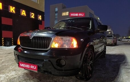 Lincoln Navigator, 2003 год, 2 000 000 рублей, 3 фотография
