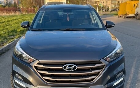 Hyundai Tucson III, 2018 год, 1 900 000 рублей, 2 фотография