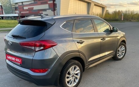Hyundai Tucson III, 2018 год, 1 900 000 рублей, 10 фотография