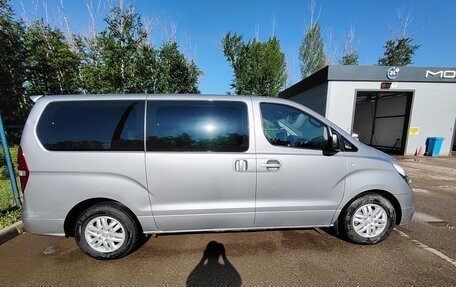 Hyundai Grand Starex Grand Starex I рестайлинг 2, 2017 год, 2 400 000 рублей, 5 фотография