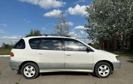 Toyota Ipsum II, 1997 год, 550 000 рублей, 5 фотография