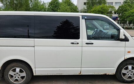 Volkswagen Transporter T5 рестайлинг, 2004 год, 750 000 рублей, 4 фотография