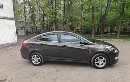 Hyundai Solaris II рестайлинг, 2014 год, 900 000 рублей, 5 фотография
