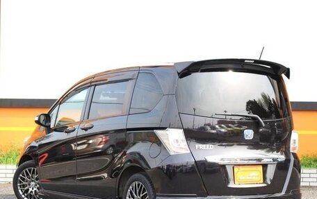 Honda Freed I, 2012 год, 1 050 000 рублей, 3 фотография