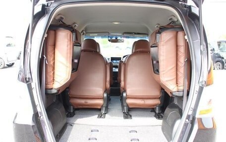 Honda Freed I, 2012 год, 1 050 000 рублей, 8 фотография