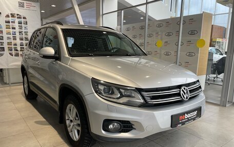 Volkswagen Tiguan I, 2011 год, 1 245 000 рублей, 2 фотография