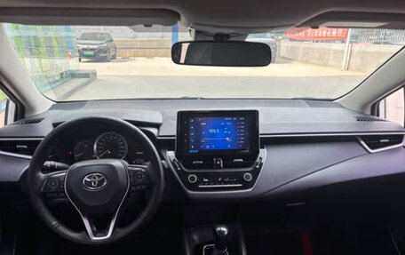 Toyota Corolla, 2021 год, 1 400 000 рублей, 6 фотография