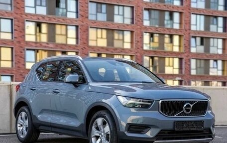 Volvo XC40 I, 2019 год, 2 700 000 рублей, 5 фотография