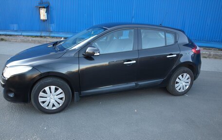 Renault Megane III, 2011 год, 800 000 рублей, 4 фотография