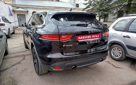 Jaguar F-Pace, 2020 год, 4 200 000 рублей, 6 фотография