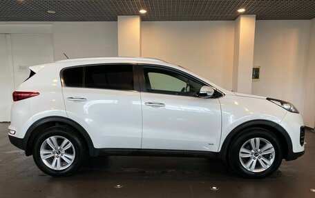 KIA Sportage IV рестайлинг, 2016 год, 1 890 000 рублей, 2 фотография