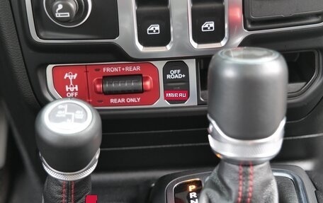 Jeep Wrangler, 2021 год, 5 500 000 рублей, 16 фотография