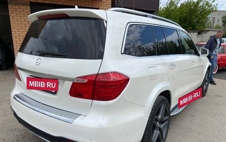 Mercedes-Benz GL-Класс, 2015 год, 2 300 000 рублей, 3 фотография