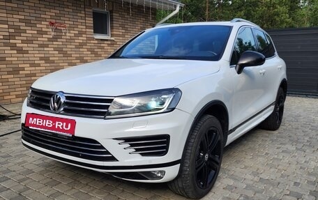 Volkswagen Touareg III, 2017 год, 4 000 000 рублей, 2 фотография
