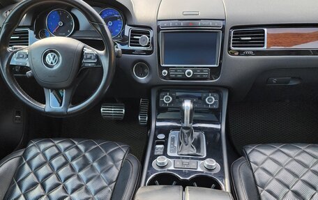 Volkswagen Touareg III, 2017 год, 4 000 000 рублей, 18 фотография