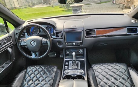 Volkswagen Touareg III, 2017 год, 4 000 000 рублей, 17 фотография