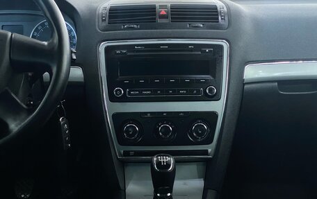 Skoda Octavia, 2013 год, 999 000 рублей, 21 фотография