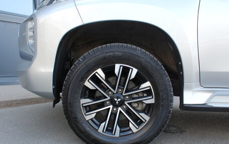 Mitsubishi Montero Sport, 2022 год, 3 795 000 рублей, 27 фотография