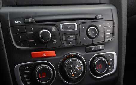 Citroen C4 II рестайлинг, 2012 год, 681 000 рублей, 15 фотография